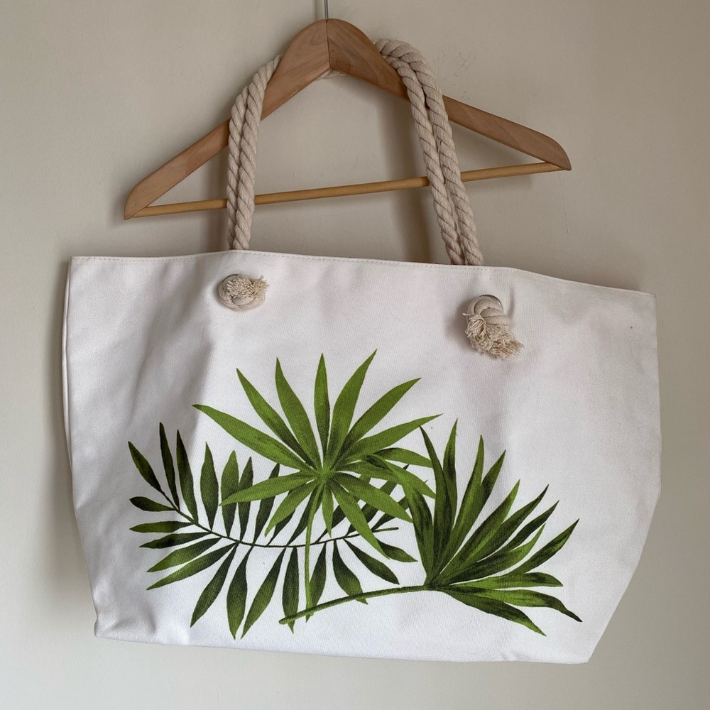 NWOT beautiful Palm tropical tote set